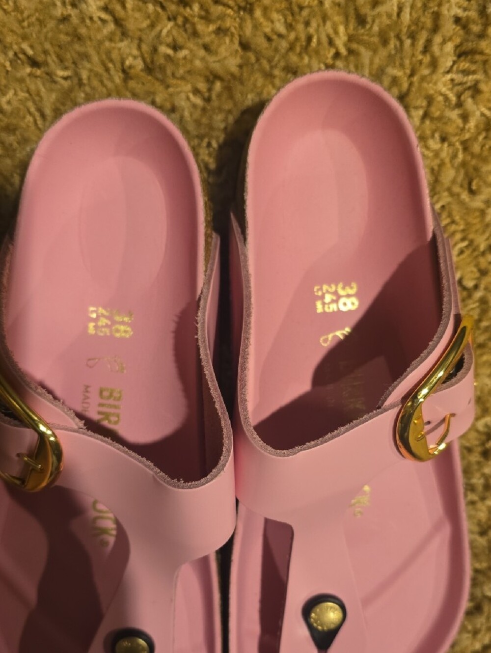 Birkenstock Pink Cork-Style Thong Sandals with Gold Buckle - Picture 3 of 3